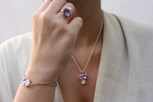 Conjunto de Cordón con Colgante de Doble Pieza Ovalada