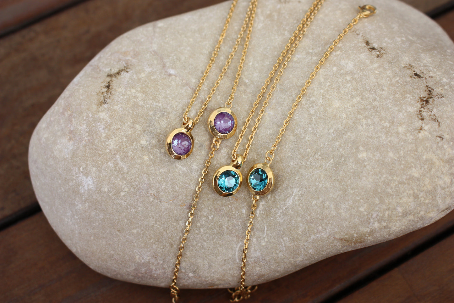 Collar de Cadena con Cristal Pequeño