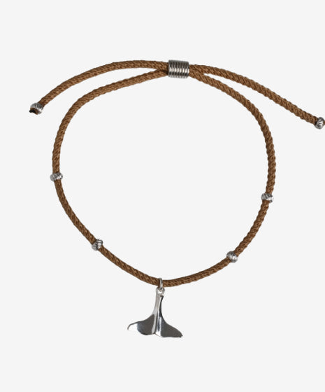 Pulsera de Cordón y Colgante Plateado