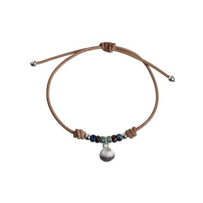 Pulsera de Cordón Camel con Abalorios y Colgante Plateado