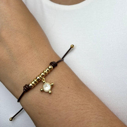 Pulsera con Colgante de Cruz